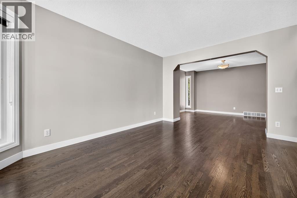 149 Valley Ridge Court NW