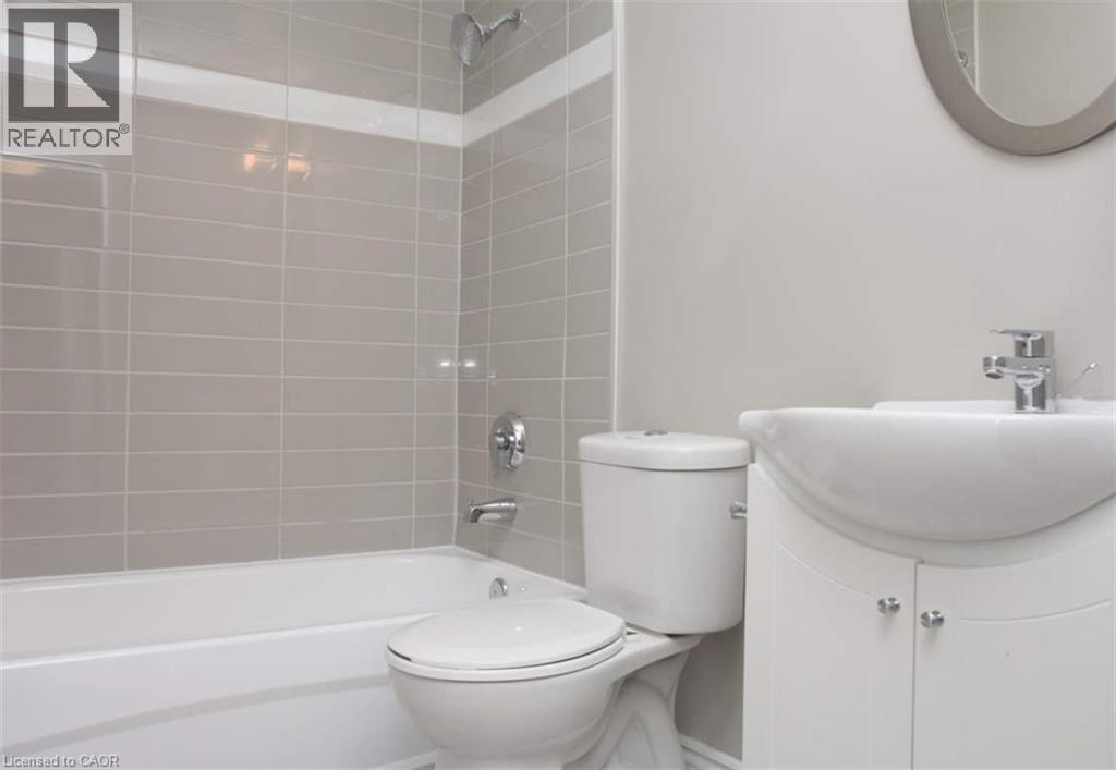 607 Heritage Drive Unit# 306, Kitchener, Ontario  N2B 3J2 - Photo 4 - 40868601