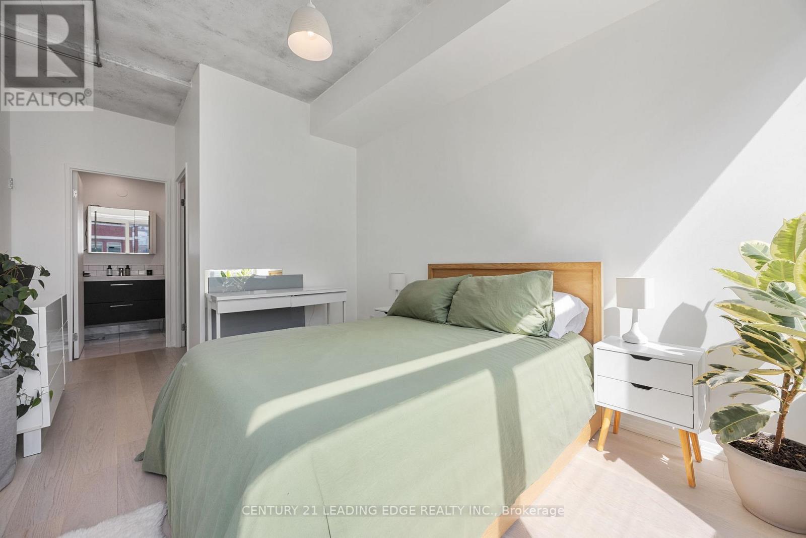 903 - 333 Adelaide Street E, Toronto (Moss Park), Ontario  M5A 4T4 - Photo 7 - C13862136