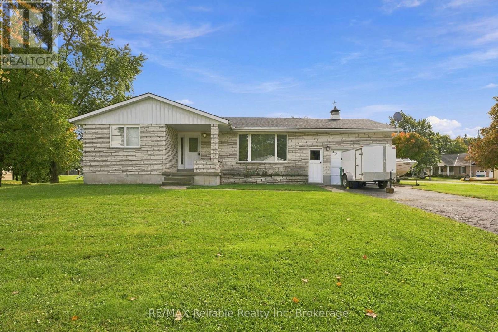 304 MORRIS STREET, North Huron, Ontario