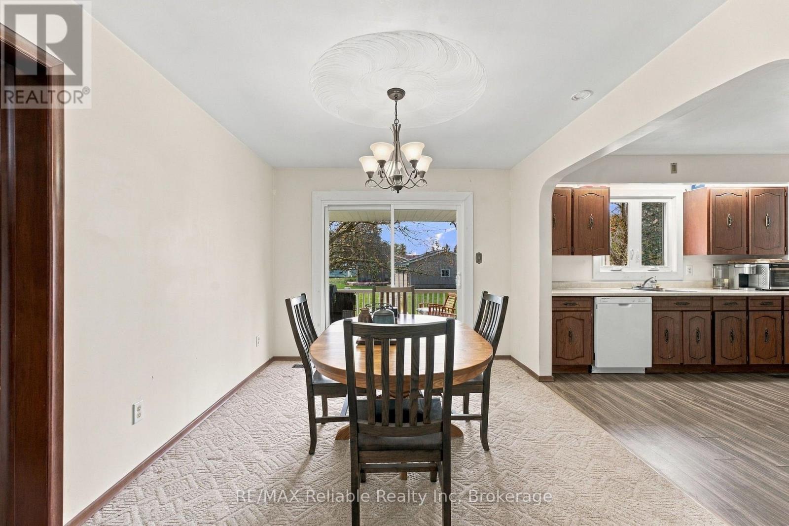 304 Morris Street, North Huron, Ontario  N0M 1H0 - Photo 16 - X13861950