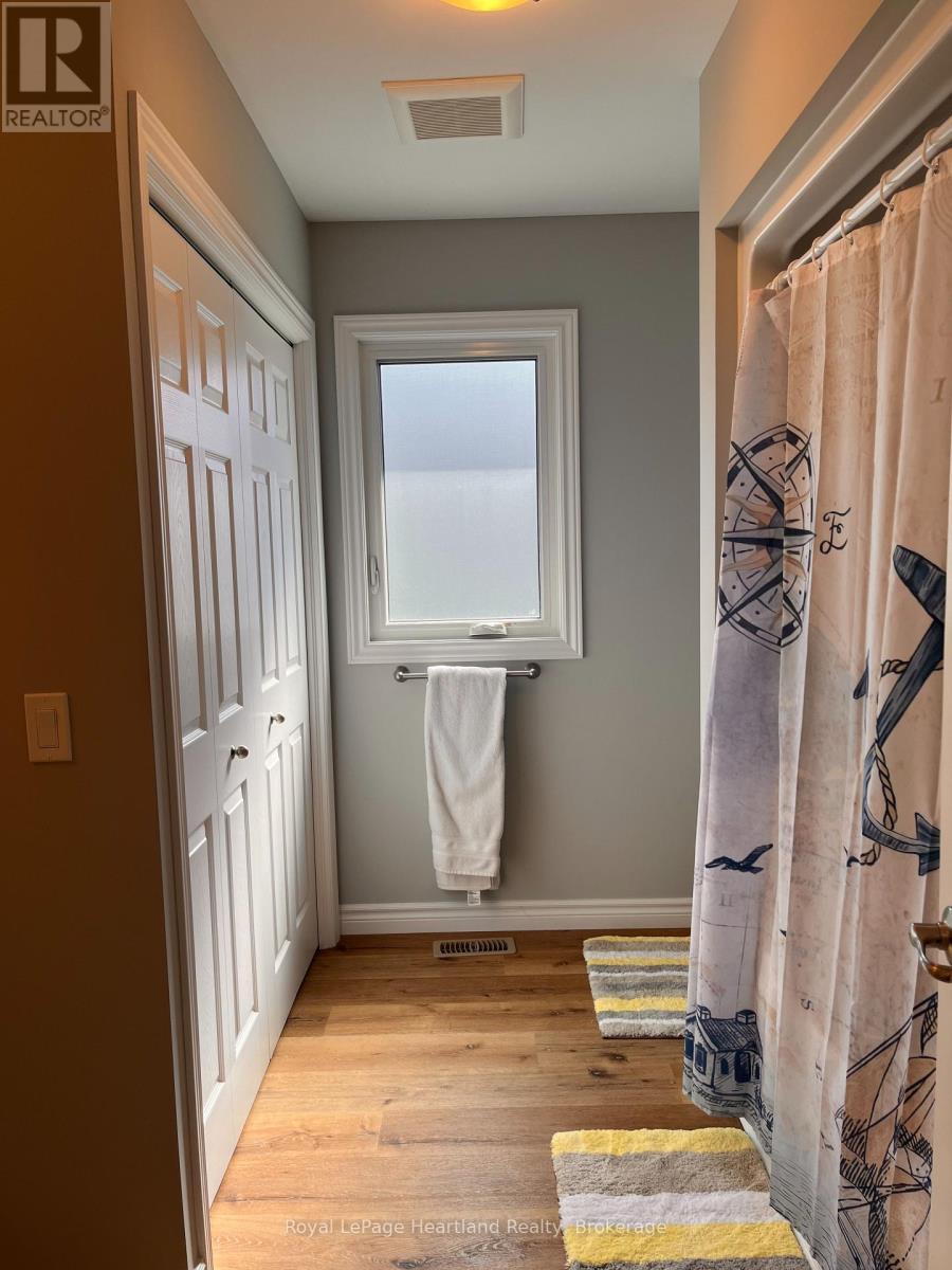 12 Sweetwater Drive S, Goderich, Ontario N7A 0B9 - Photo 11 - X13861960