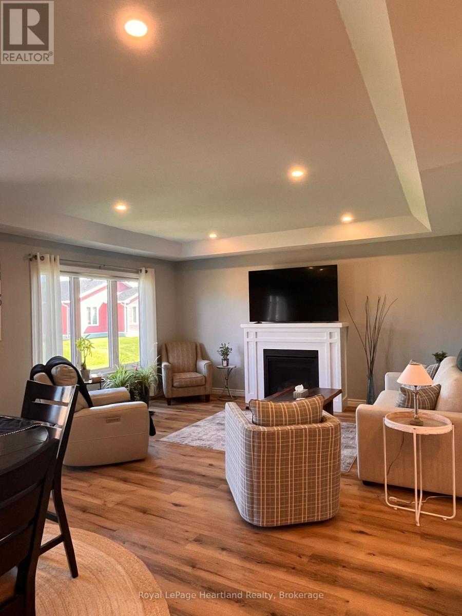 12 Sweetwater Drive S, Goderich, Ontario N7A 0B9 - Photo 5 - X13861960