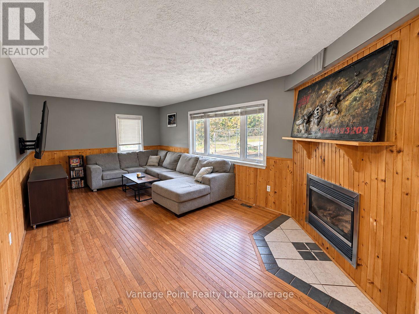 736038 West Back Line, Chatsworth, Ontario  N0C 1H0 - Photo 13 - X13862080