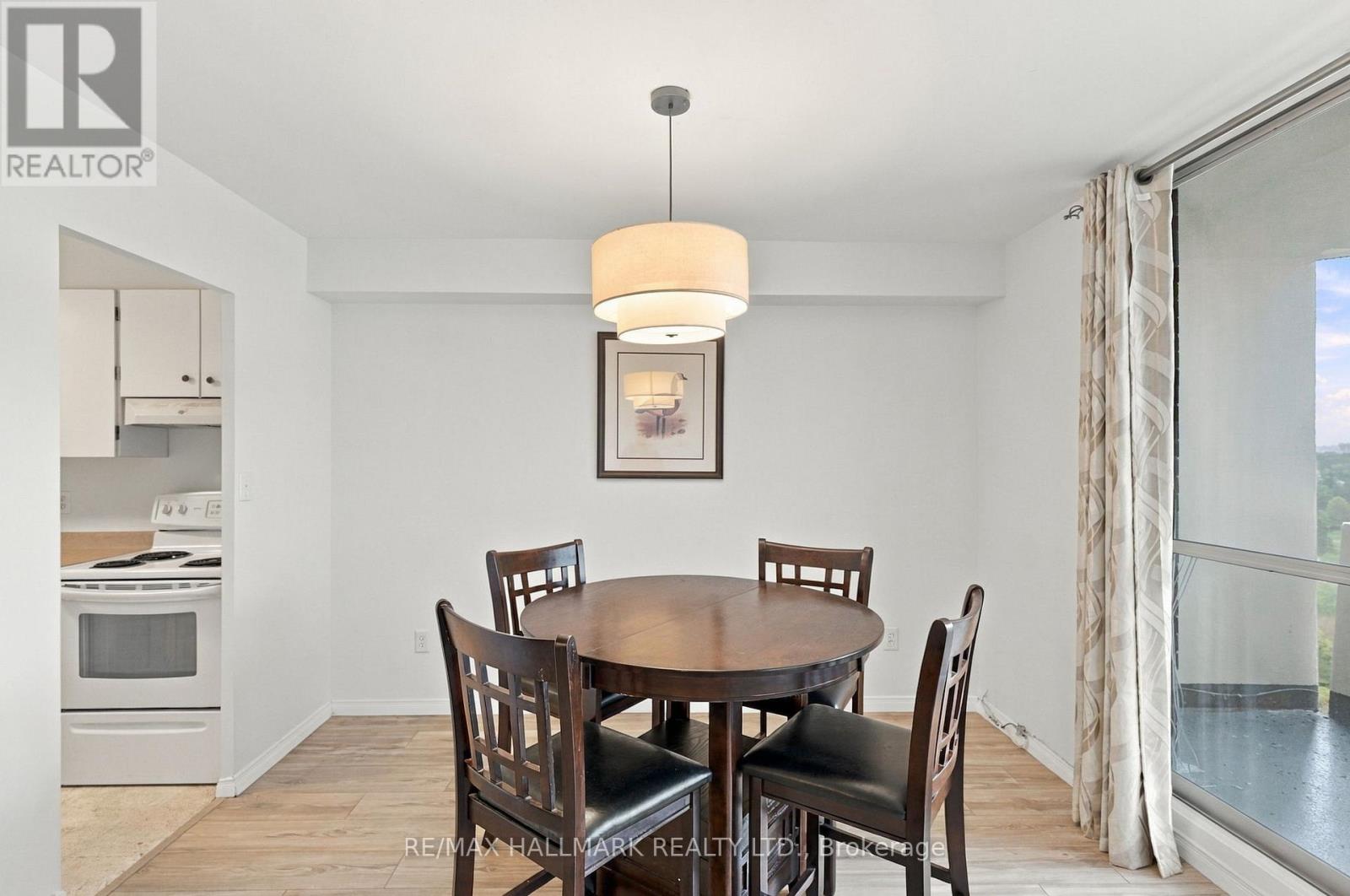 1419 - 1 Massey Square, Toronto, Ontario  M4C 5L4 - Photo 5 - E13861940