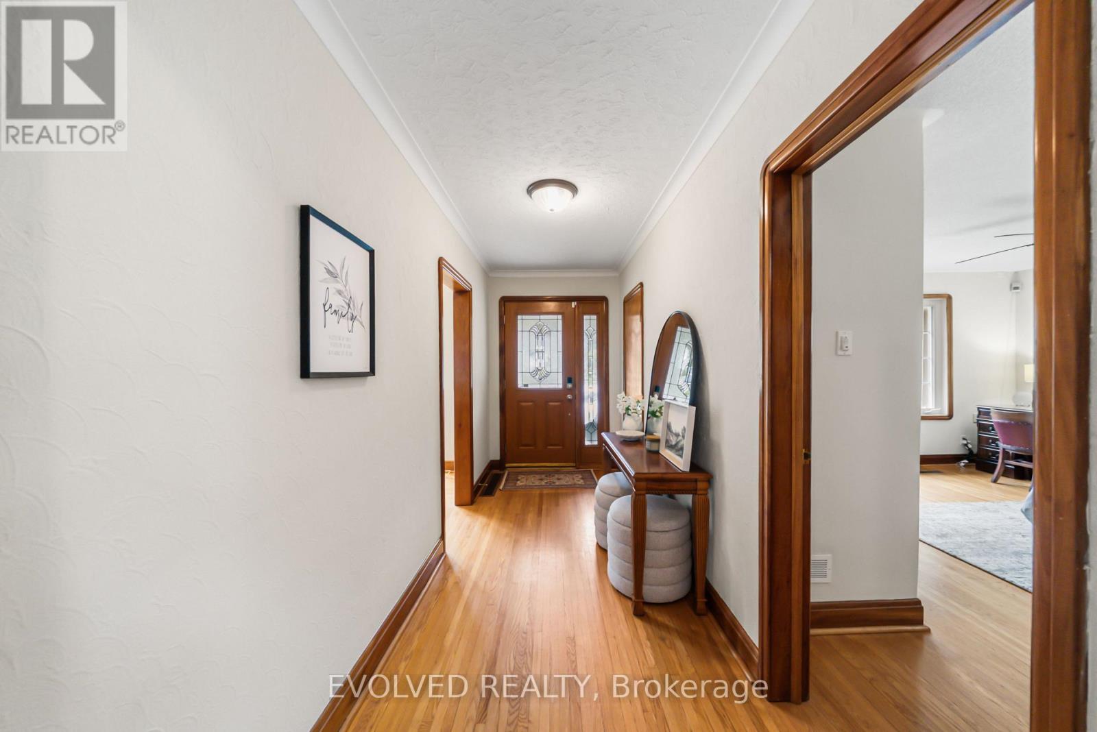 105 Sylvan Avenue, Toronto, Ontario  M1M 1J9 - Photo 4 - E13862018