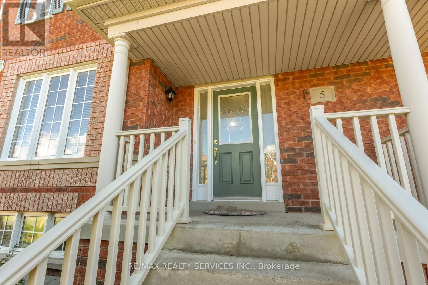 5 Dollery Gate, Ajax, Ontario  L1T 0G6 - Photo 3 - E13862110