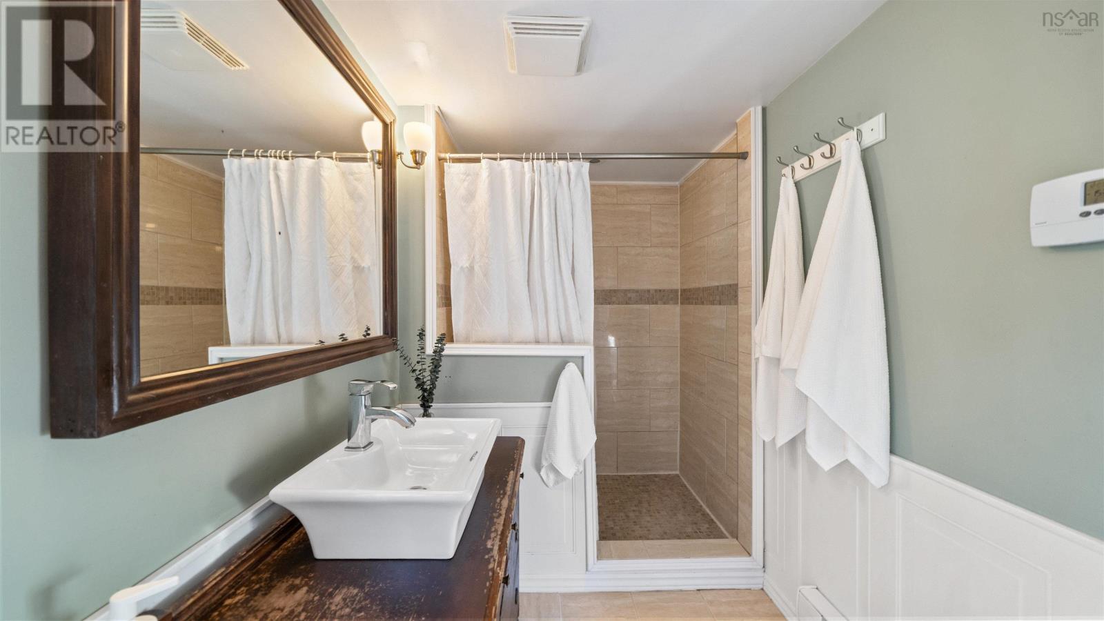 10 Dawson Street, Dartmouth, Nova Scotia  B3A 3A7 - Photo 39 - 202624700