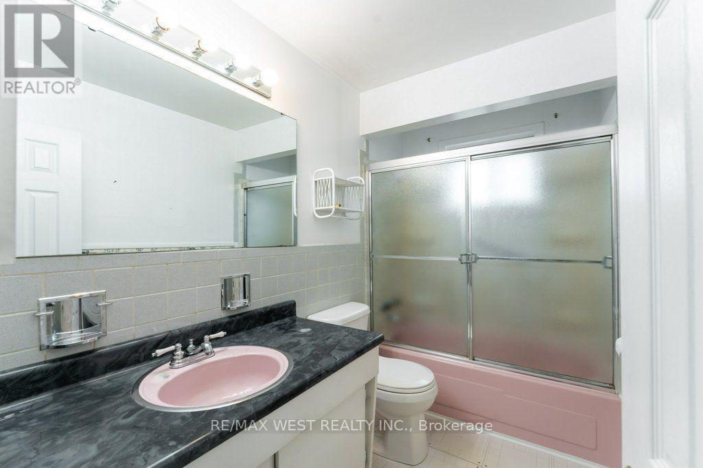 38 Albacore Crescent, Toronto, Ontario  M1H 2L3 - Photo 16 - E13858784