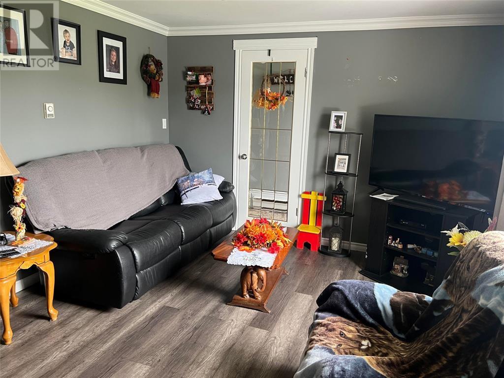39 Shaheen Crescent, Come By Chance — photo 8