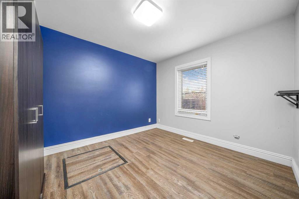 106 8 Avenue W
