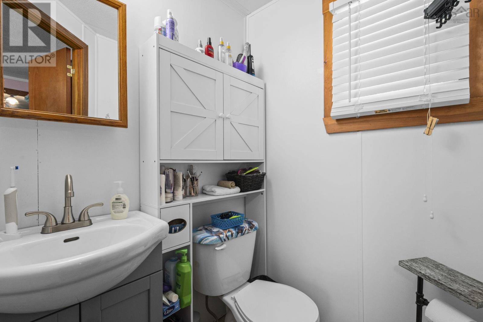47 Earleton Avenue, Dartmouth, Nova Scotia  B2Y 2A6 - Photo 12 - 202624993