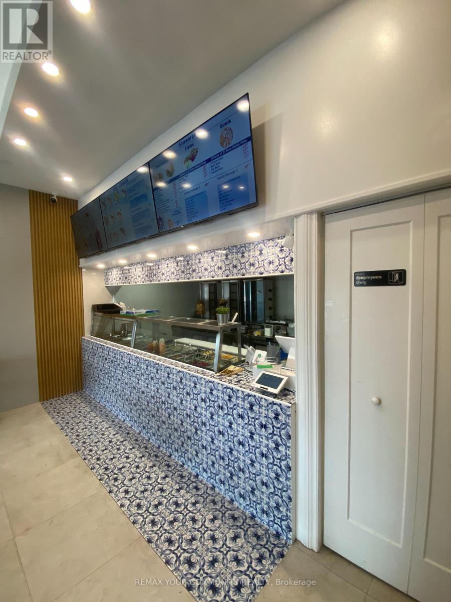 Unit 7 - 1470 Centre Street, Vaughan (Beverley Glen), Ontario  L4J 3N1 - Photo 5 - N13862212