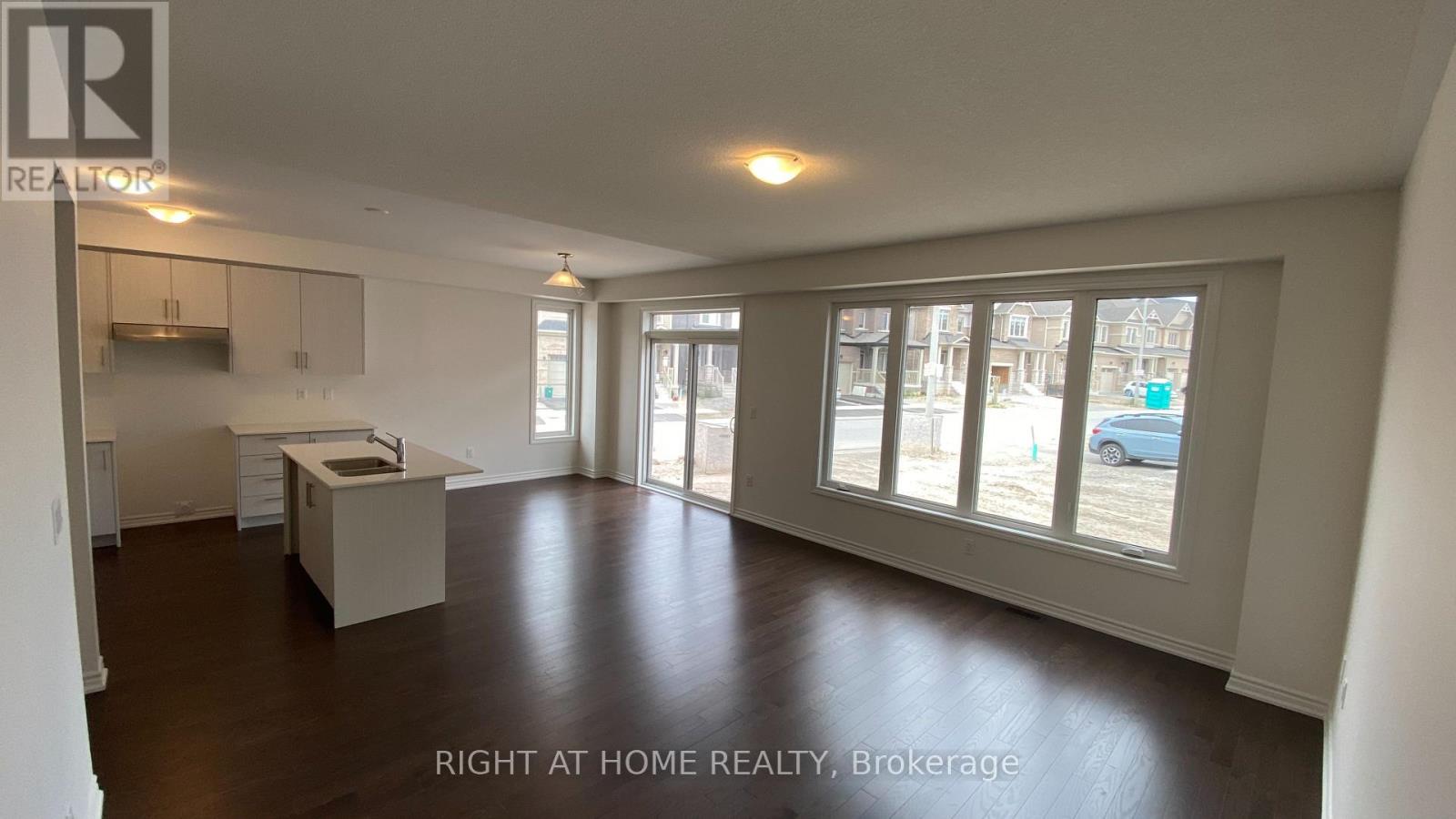 245 Madelaine Drive, Barrie, Ontario  L9S 2Z4 - Photo 4 - S13861972