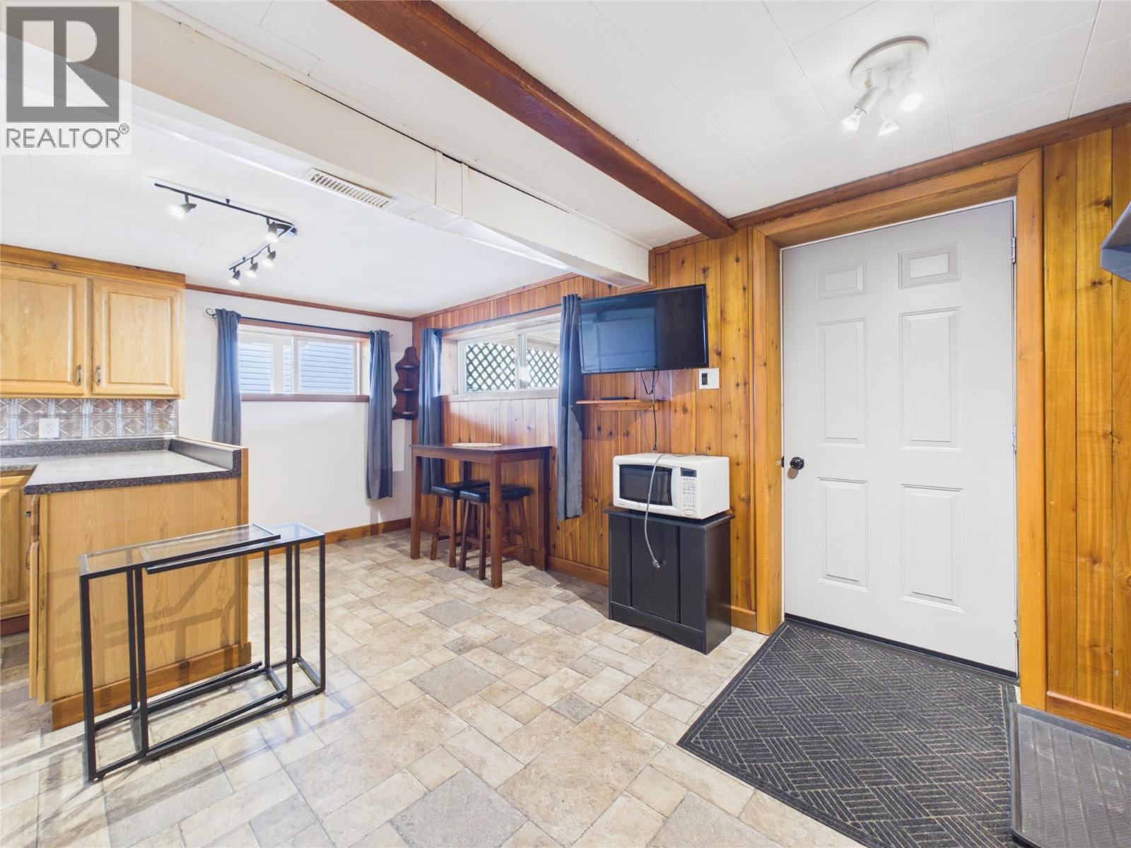 711 7th Street S, Cranbrook, British Columbia  V1C 1N2 - Photo 19 - 10402530