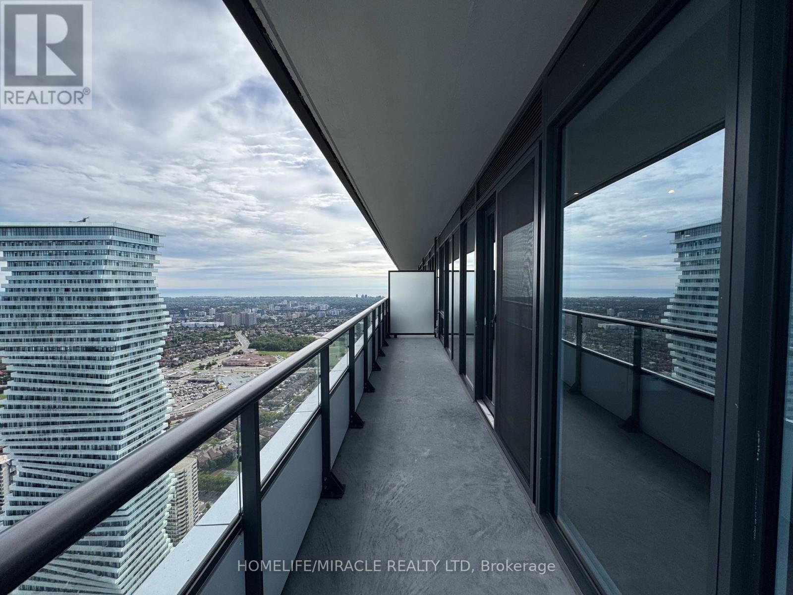 5605 - 448 Burnhamthorpe Road, Mississauga, Ontario  L5B 0R4 - Photo 17 - W13832286