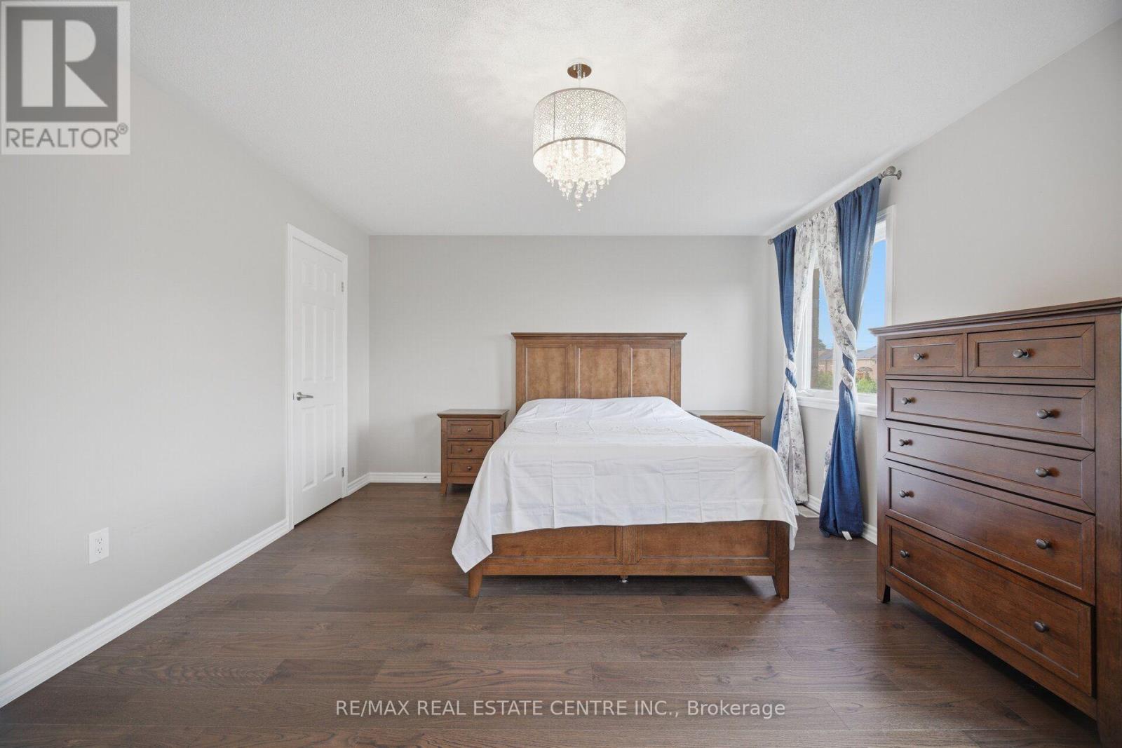 2425 Quetico Crescent, Oakville, Ontario  L6M 0R4 - Photo 23 - W13861932