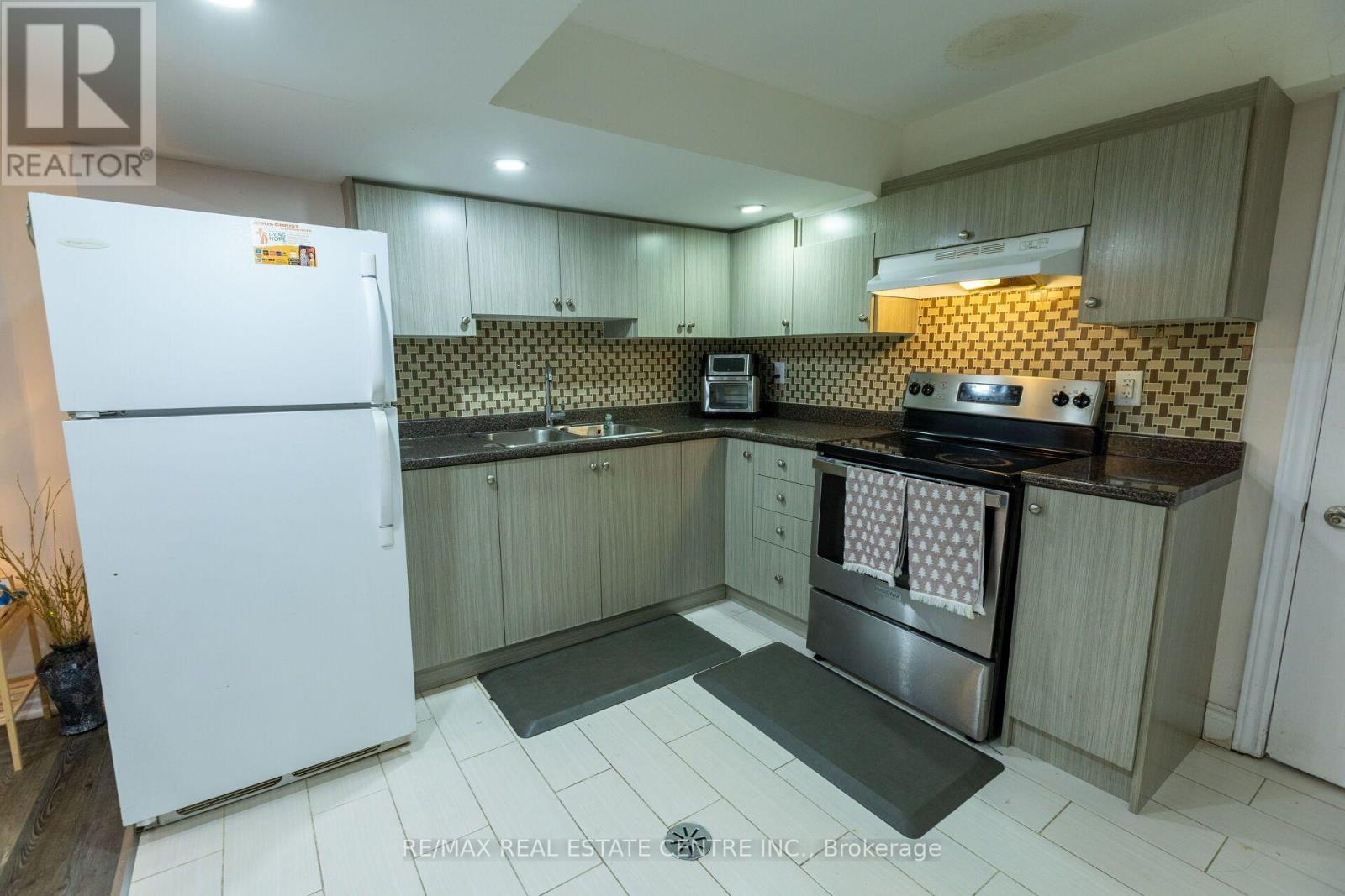 42 Wooliston Crescent, Brampton, Ontario  L6Y 4J5 - Photo 25 - W13862090