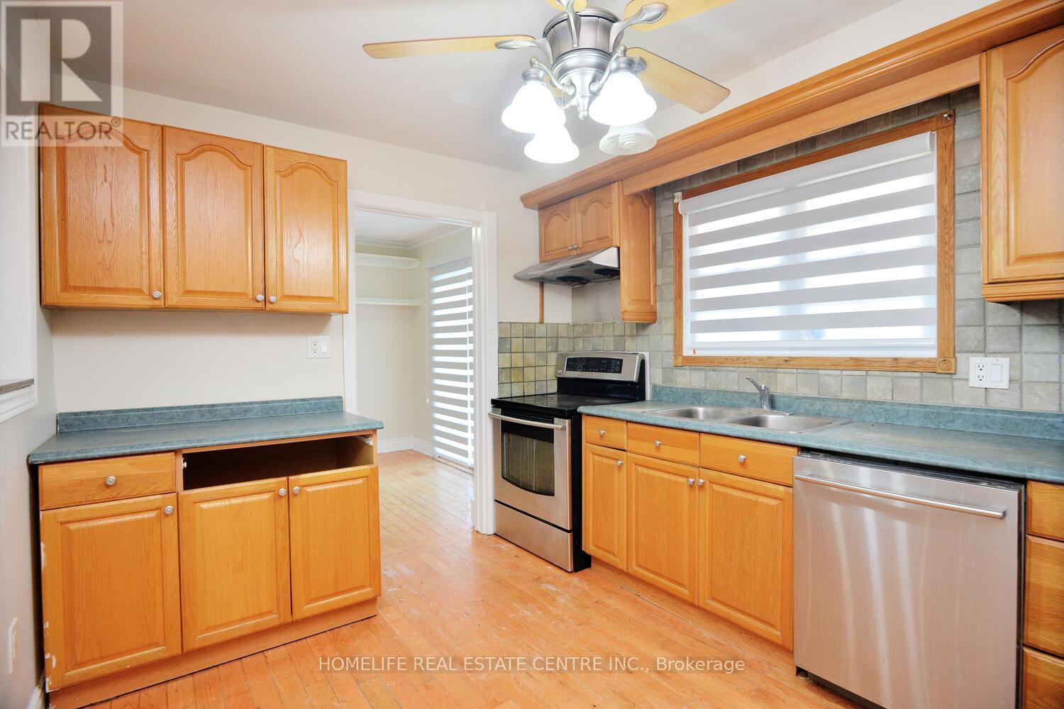 1741 Countryside Drive, Brampton, Ontario  L6R 0B7 - Photo 11 - W13862158