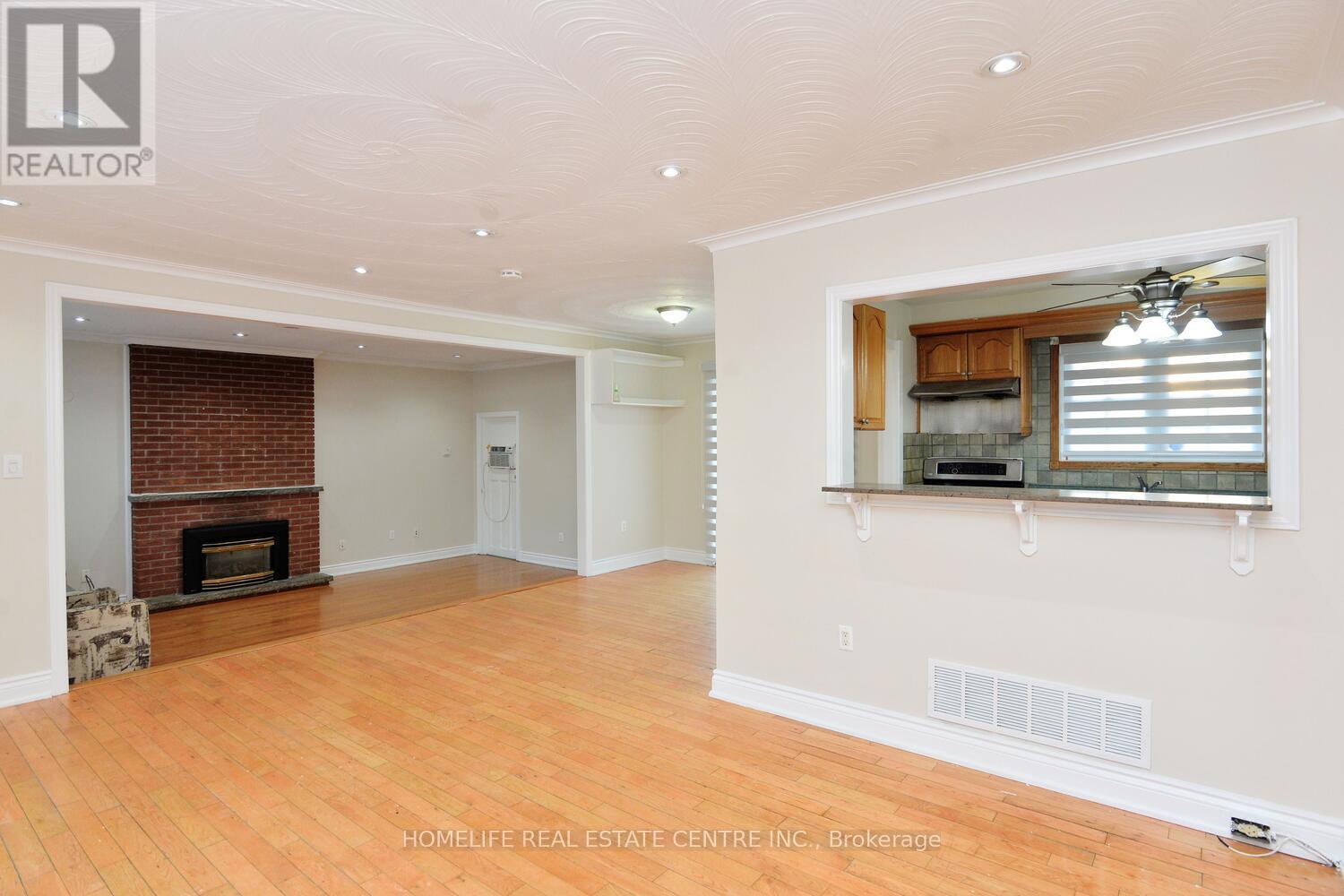 1741 Countryside Drive, Brampton, Ontario  L6R 0B7 - Photo 9 - W13862158