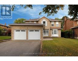 4 MOWAT COURT, Brampton, Ontario