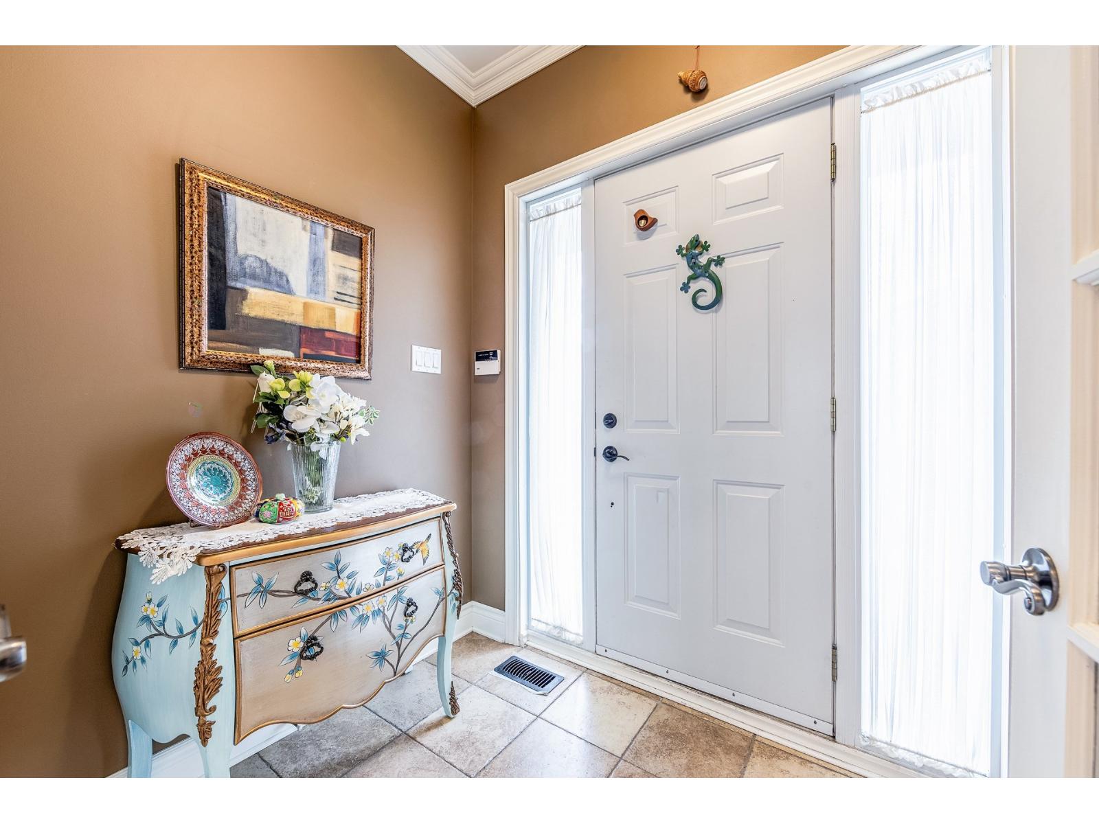 7645 Rue Laffite Brossard Quebec Canada J4Y3J3 2