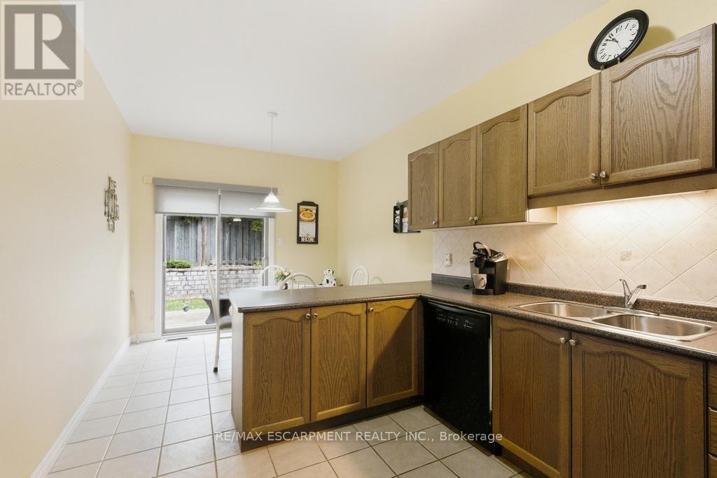 7 - 34 Southbrook Drive, Hamilton, Ontario L0R 1C0 - Photo 7 - X13862046