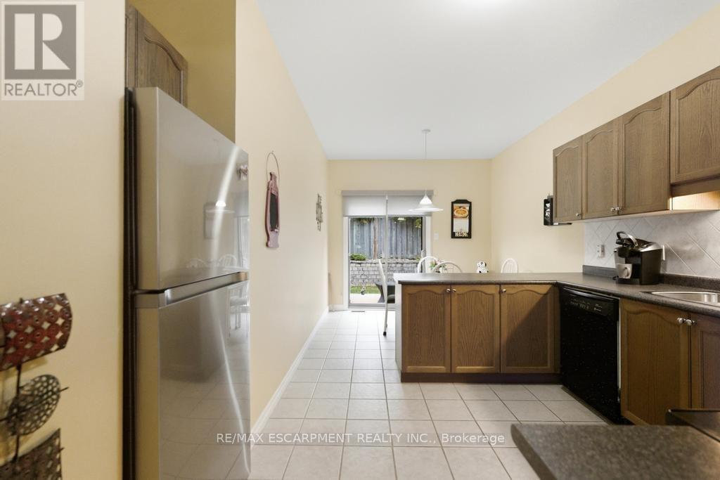 7 - 34 Southbrook Drive, Hamilton, Ontario L0R 1C0 - Photo 8 - X13862046