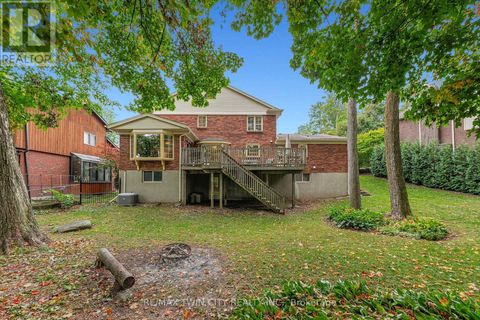 114 Frederick Banting Place, Waterloo, Ontario  N2T 1C4 - Photo 45 - X13862172