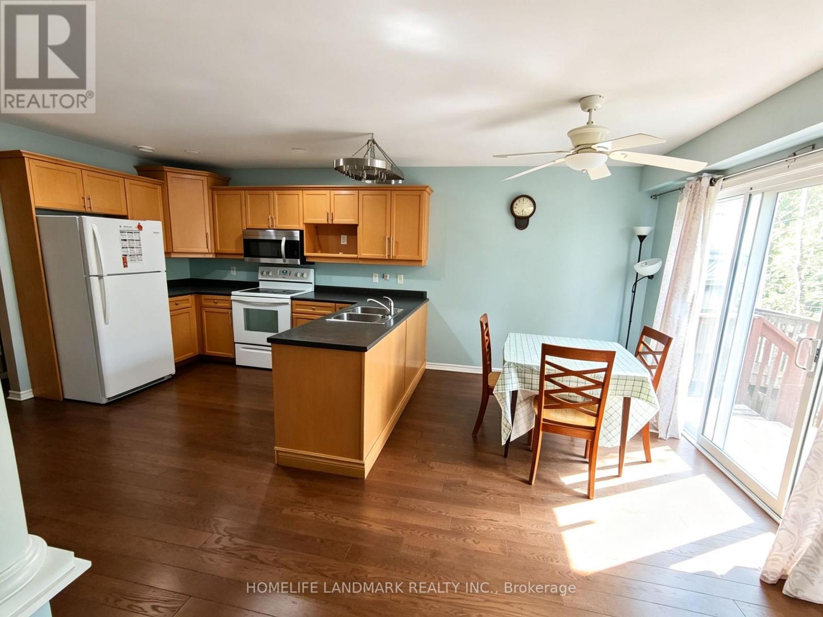 855 Sandcherry Street, London North, Ontario  N6H 5V1 - Photo 2 - X13862216