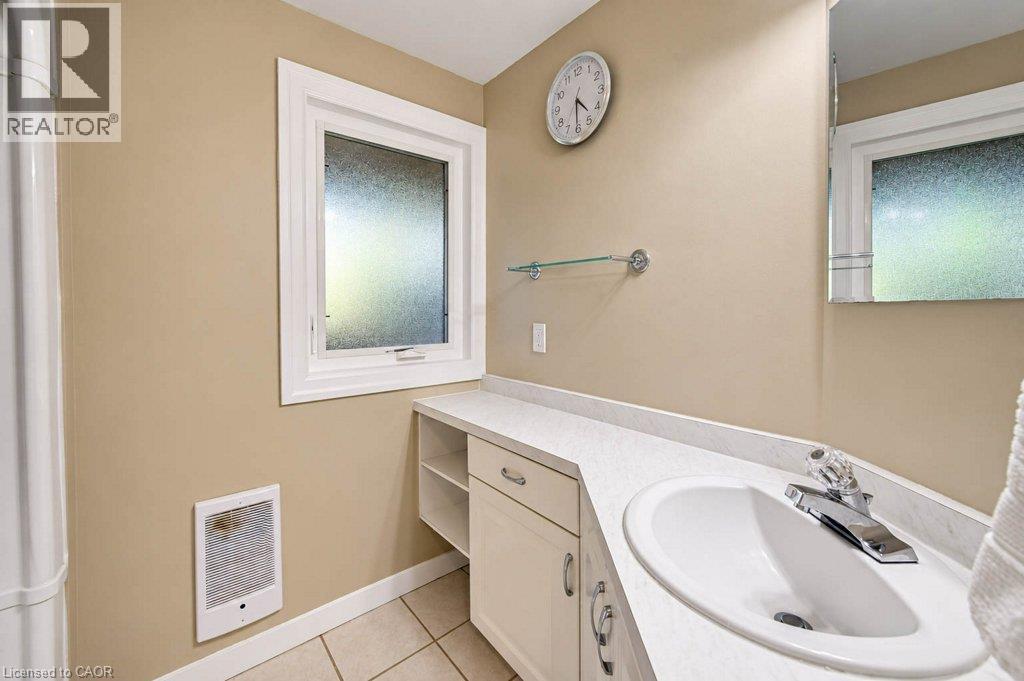 1370 Thorman Place, Cambridge, Ontario  N3H 4K5 - Photo 33 - 40867512