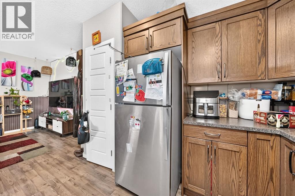 5928 52 Avenue, Red Deer, Alberta  T4N 4K6 - Photo 28 - A2349937