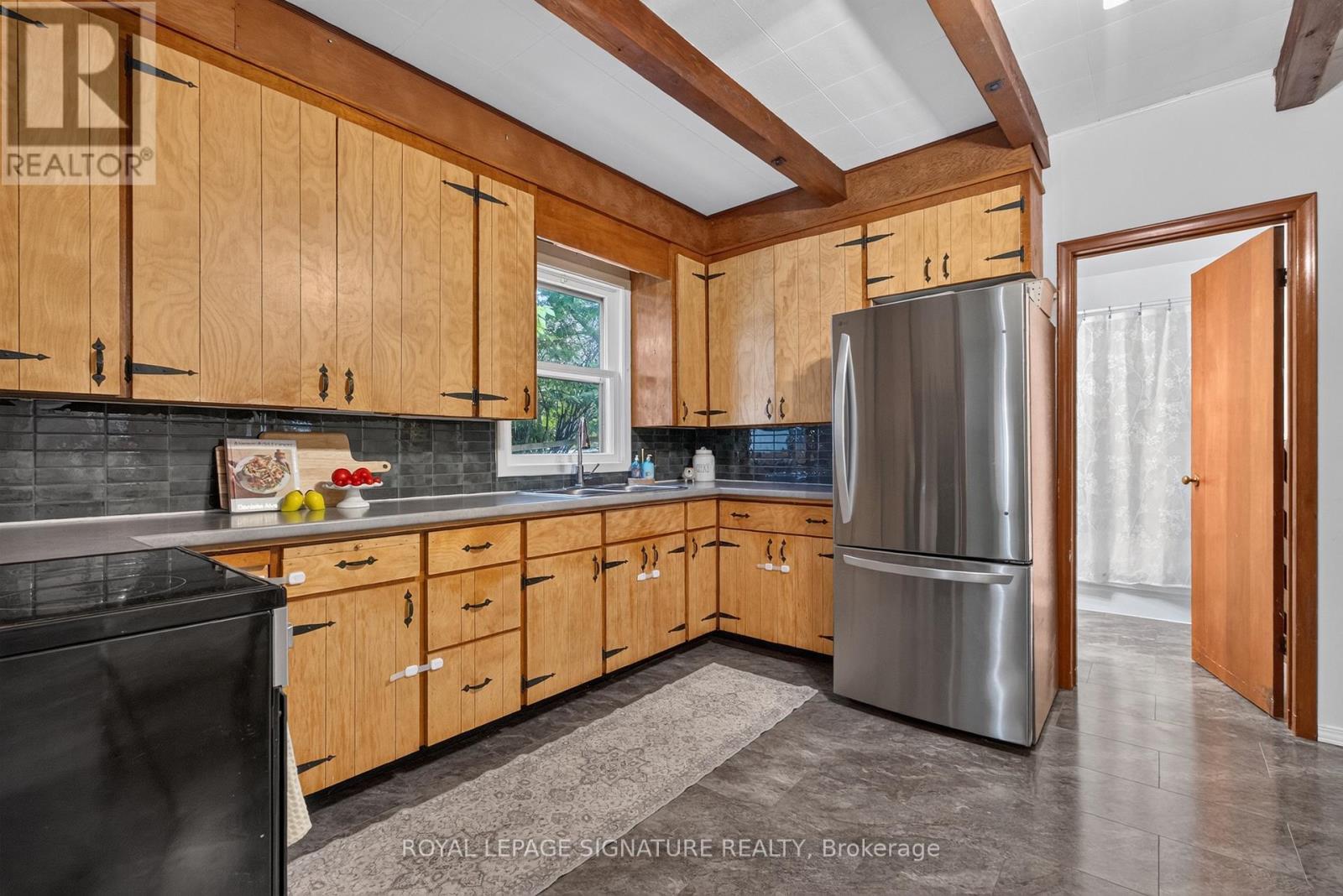214 Edward Street, North Huron, Ontario  N0G 2W0 - Photo 6 - X13790616