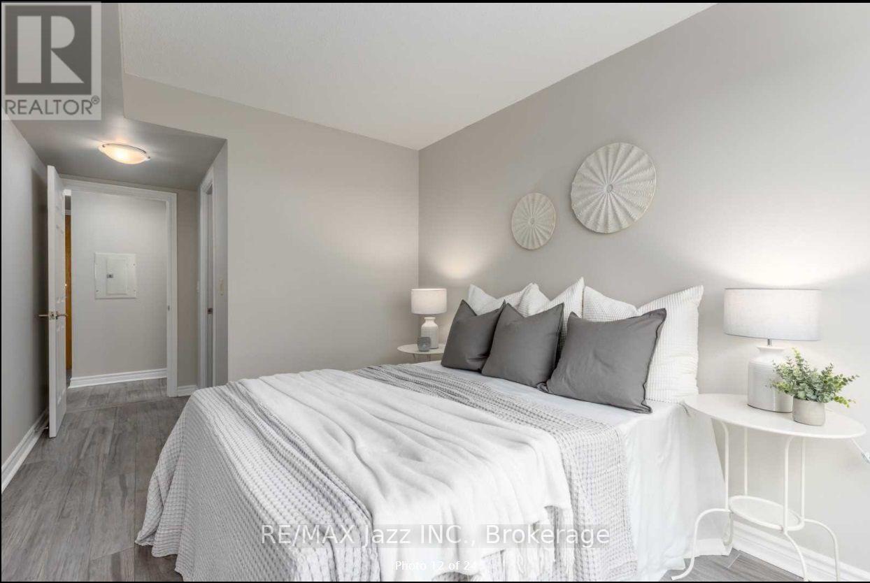 606 - 340 Watson Street W, Whitby, Ontario  L1N 9G1 - Photo 10 - E13862404