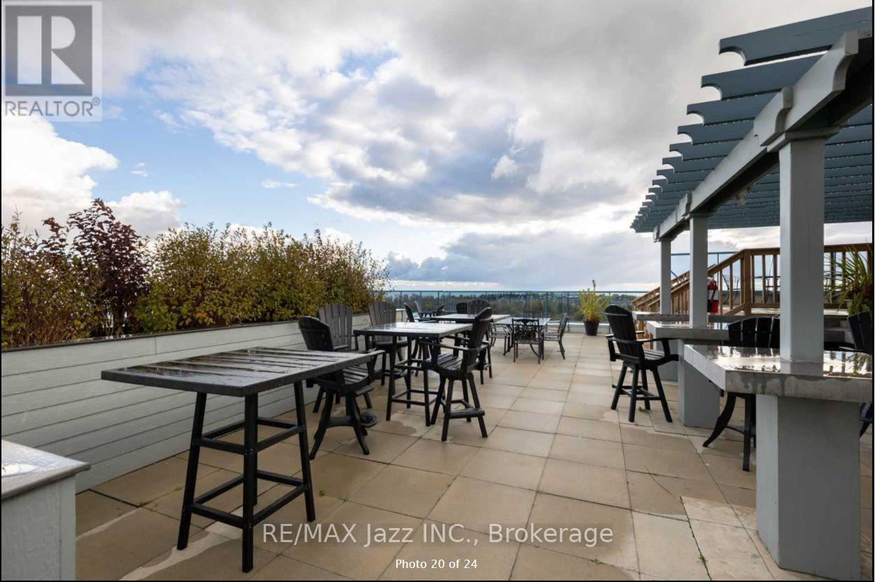 606 - 340 WATSON STREET W