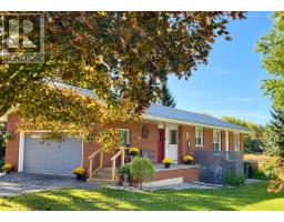 103 ROCKLIND CLOSE LANE, Front of Leeds & Seeleys Bay, Ontario