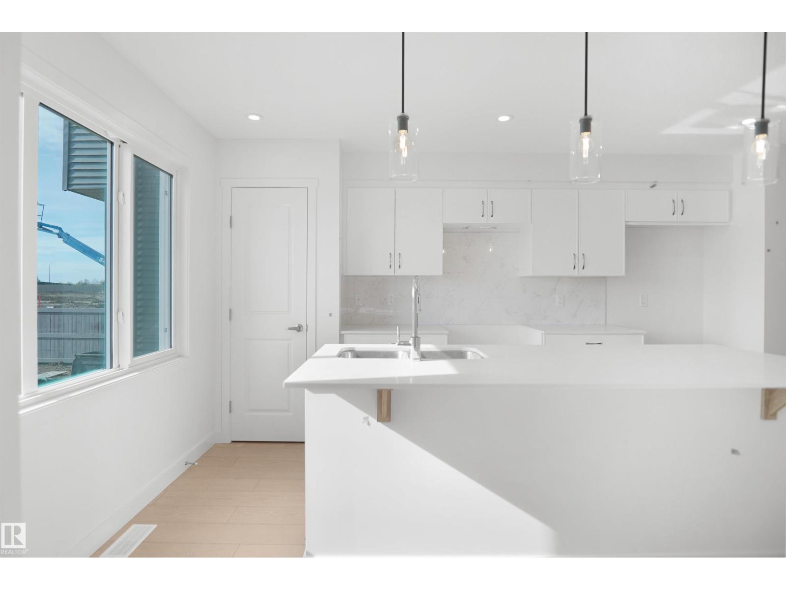 21139 25 AV NW