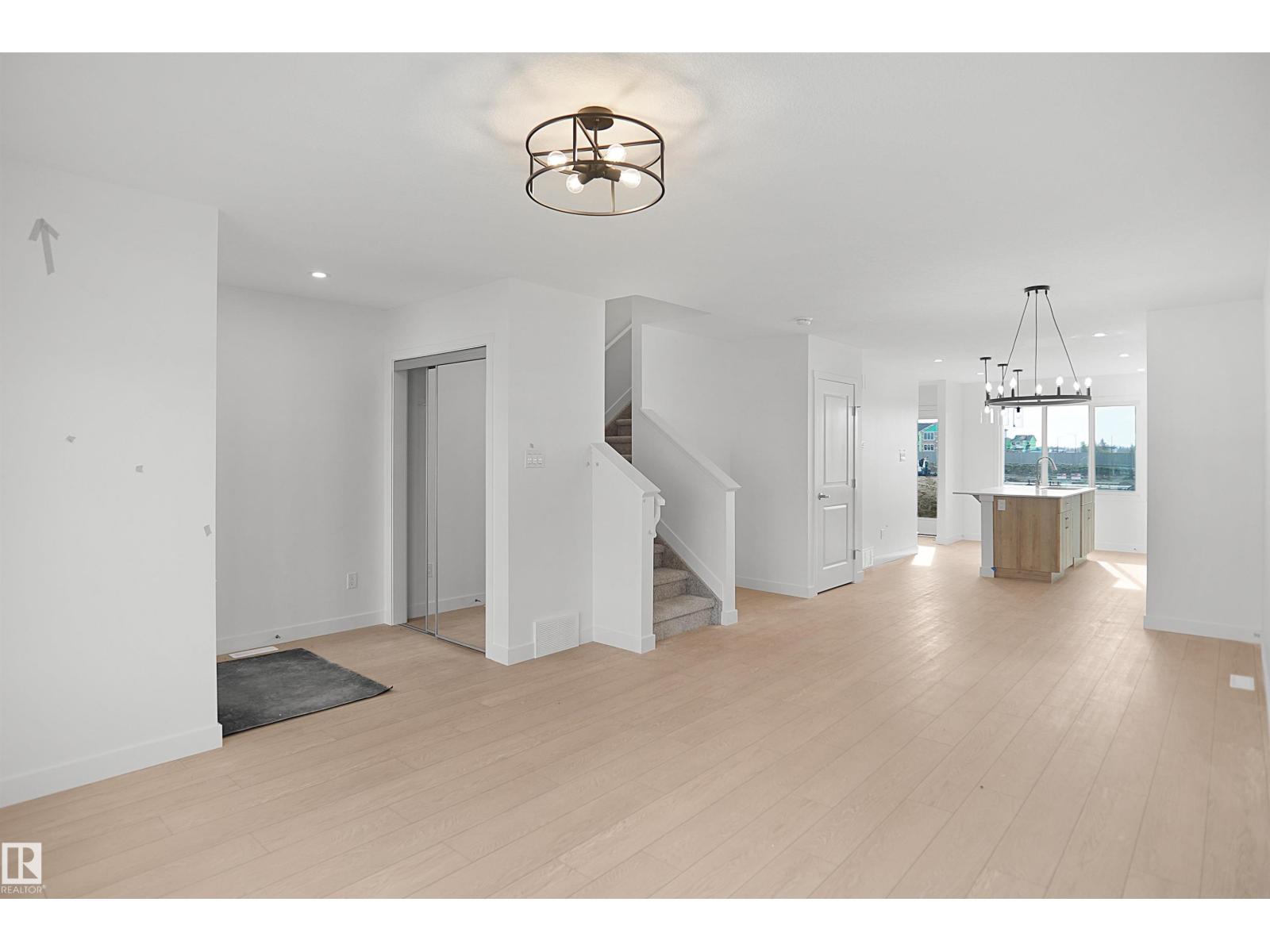 21139 25 AV NW