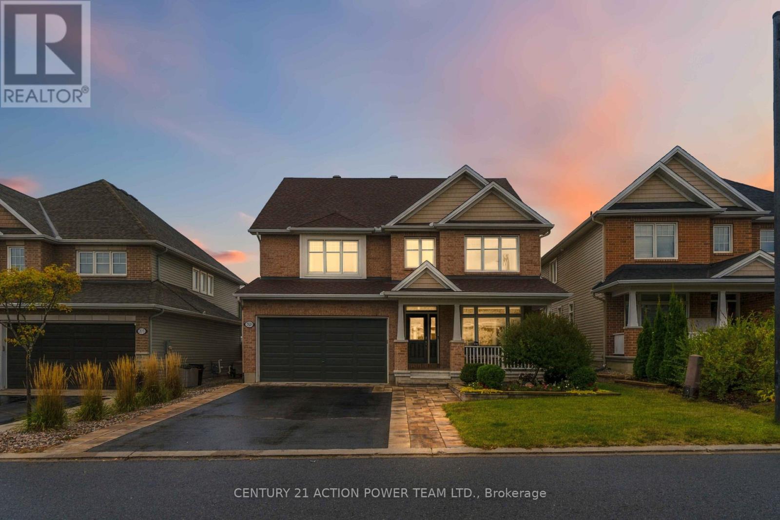 703 MASHKIG AVENUE E, Ottawa, Ontario
