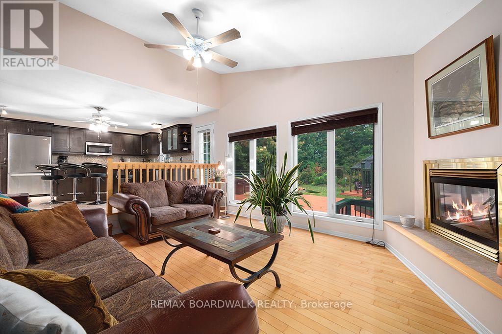 38 Cloutier Drive, Russell, Ontario  K0A 1W0 - Photo 16 - X13862350