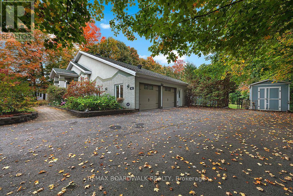 38 Cloutier Drive, Russell, Ontario  K0A 1W0 - Photo 4 - X13862350
