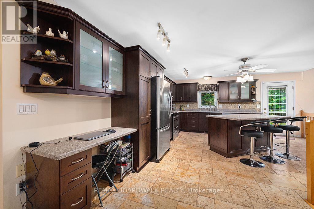 38 Cloutier Drive, Russell, Ontario  K0A 1W0 - Photo 6 - X13862350