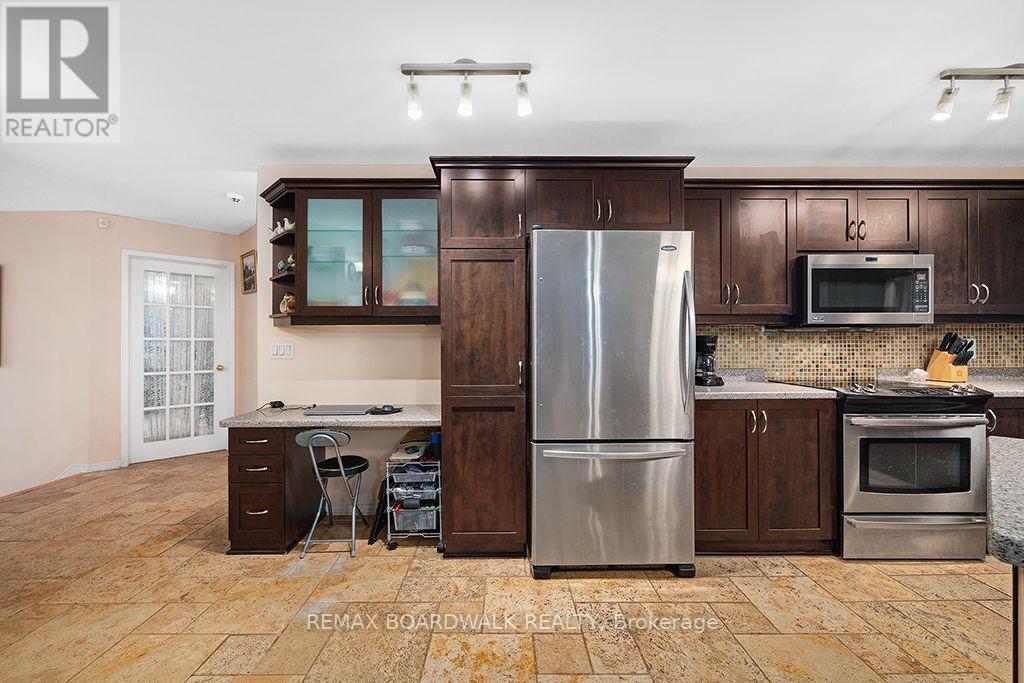 38 Cloutier Drive, Russell, Ontario  K0A 1W0 - Photo 9 - X13862350