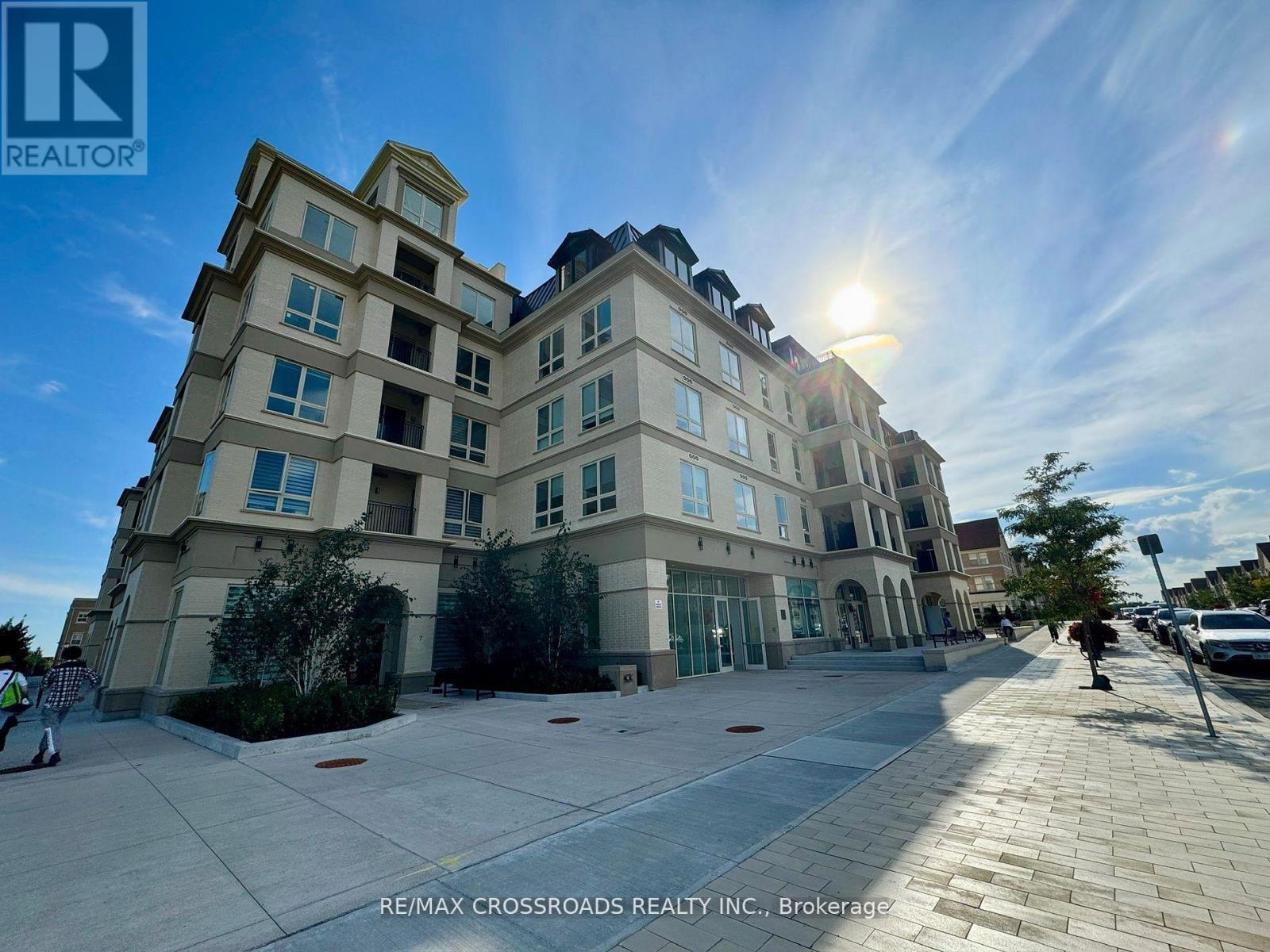 239 - 101 Cathedral High Street, Markham (Devil's Elbow), Ontario  L6C 3L8 - Photo 2 - N13862286