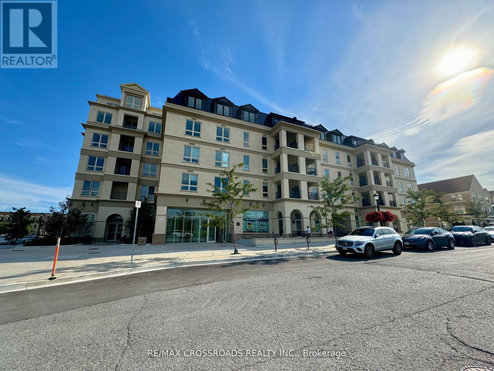 239 - 101 Cathedral High Street, Markham (Devil's Elbow), Ontario  L6C 3L8 - Photo 3 - N13862286