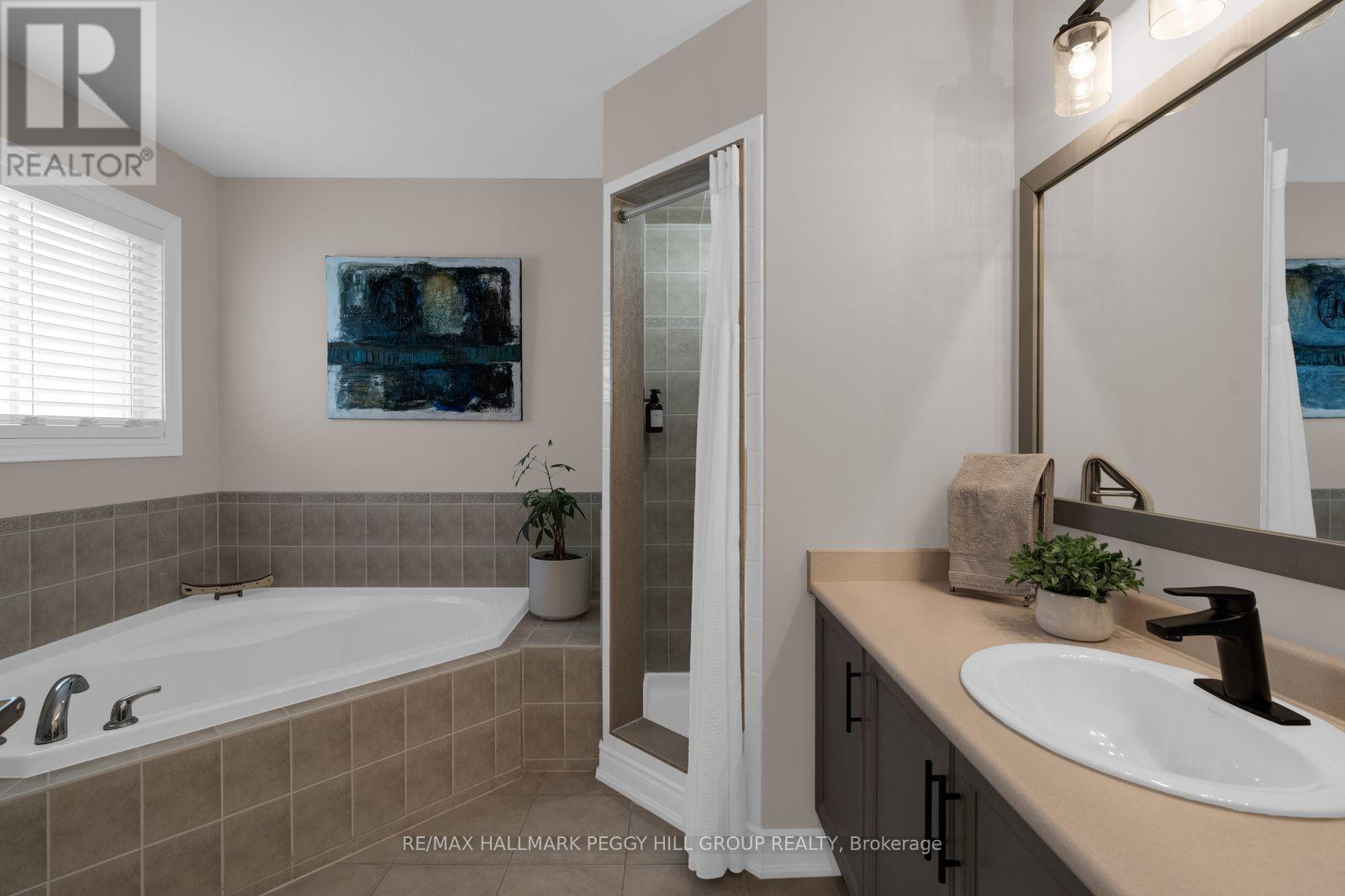 53 Tudor Crescent, Barrie (Innis-Shore), Ontario  L4M 0A8 - Photo 14 - S13862262