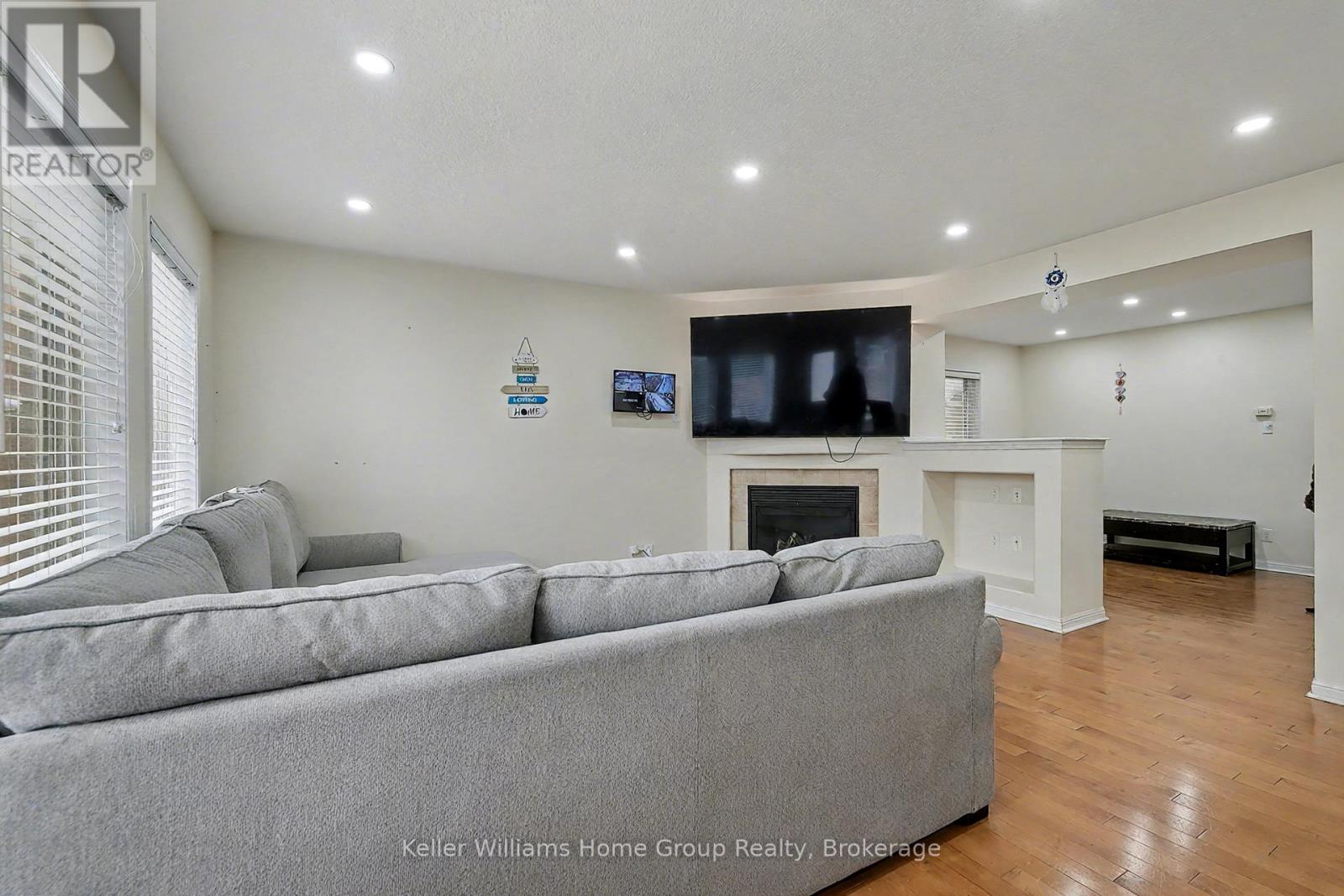 24 Baintree Way, Cambridge, Ontario N1T 2H3 - Photo 13 - X13862382