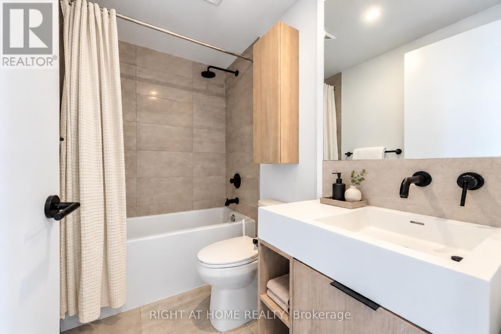 4013 - 108 Peter Street, Toronto, Ontario  M5V 0W2 - Photo 37 - C13858934