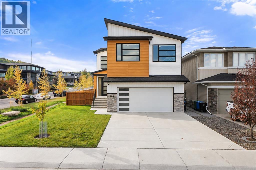 208 Crestmont Drive SW, Calgary, Alberta  T3B 1G8 - Photo 1 - A2348615