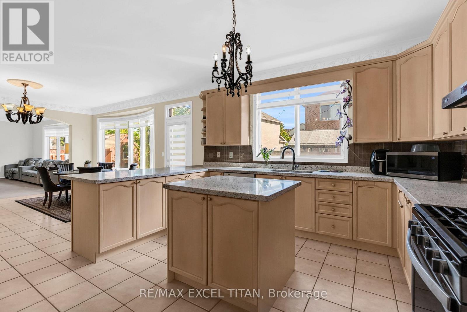 7 Braydon Boulevard, Brampton, Ontario  L6P 1G2 - Photo 15 - W13862298